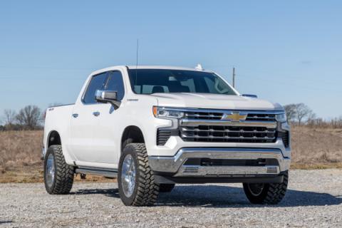 3.5 Inch Lift Kit Red Chevy Silverado 1500 2WD/4WD (2025-2026) Rough Country