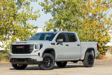 2.0 Inch GM Strut Leveling Kit 19-20 1500 PU Rough Country