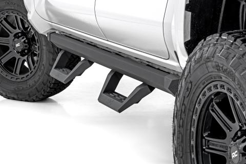 SRX2 Adjustable Aluminum Steps Double Cab Toyota Tacoma 2WD/4WD (24-26) Rough Country
