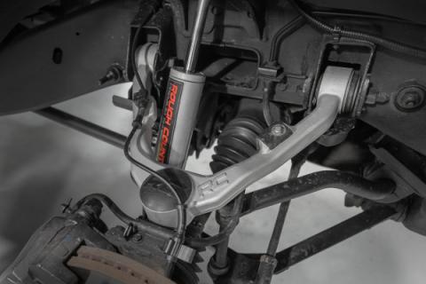 Forged Upper Control Arms OE Upgrade Chevy/GMC 1500 (99-06) Rough Country