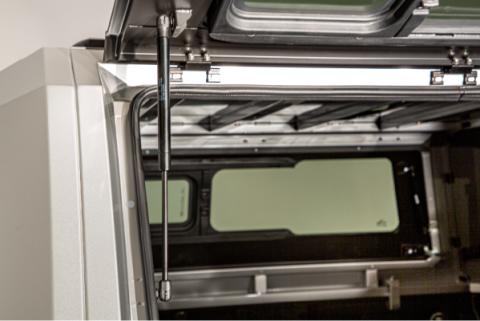 Gladiator Truck Bed Cap SmartCapEVO Sport Matte Black 20-26 Jeep Gladiator 5 Foot Short Bed SmartCap