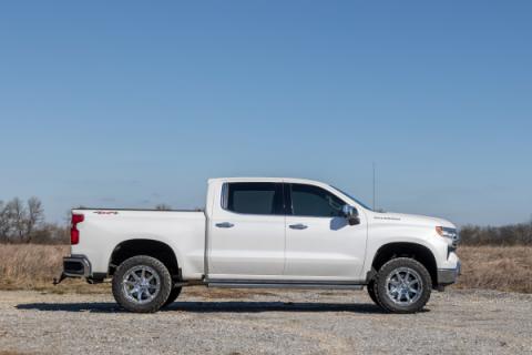 3.5 Inch Lift Kit N3 Struts Chevy Silverado 1500 2WD/4WD (2025-2026) Rough Country