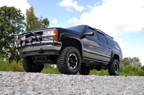 6.0 Inch GM Suspension Lift Kit w/ V2 Shocks Rough Country
