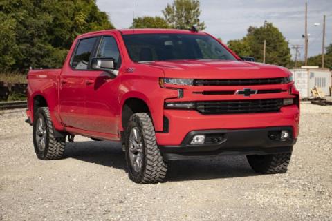 3.5 Inch Lift Kit Red Chevy Silverado 1500 2WD/4WD (2019-2024) Rough Country