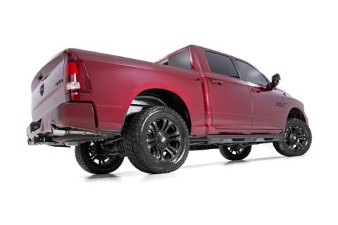 3 Inch Lift Kit M1 Struts/M1 Ram 1500 4WD (2012-2018 &amp; Classic) Rough Country