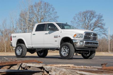 5 Inch Lift Kit FR Gas Coil Radius Arms M1 Ram 2500 4WD (2014-2018) Rough Country