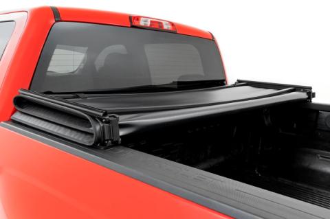 Soft Tri-Fold Bed Cover 5 Foot 9 Inch Bed Silverado/Sierra 1500 (14-18 &amp; Classic) Rough Country