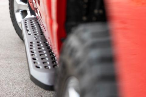 RPT2 Running Boards Crew Cab Black Ram 1500 (19-26)/1500 TRX (21-24) Rough Country