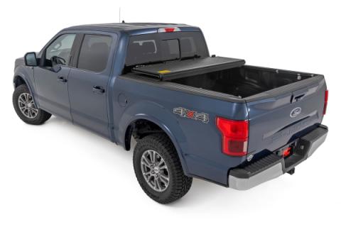 Hard Low Profile Bed Cover 5 Foot 7 Inch Bed Ford F-150 (15-20)/Raptor (17-20) Rough Country