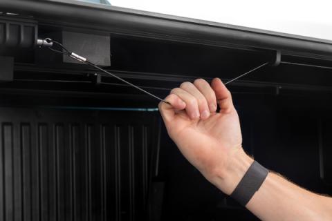 Hard Low Profile Bed Cover 6 Foot 7 Inch Bed Ford F-150 2WD/4WD (2015-2020) Rough Country