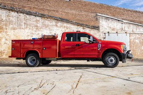 EXO Winch Mount System 17-20 Ford F-250/F-350 Rough Country