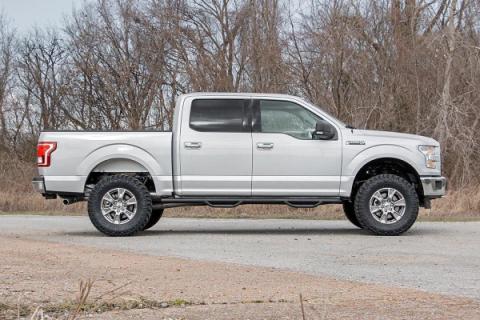 3 Inch Lift Kit M1 Struts Ford F-150 4WD (2014-2020) Rough Country