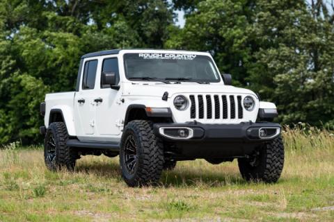 2.5 Inch Leveling Kit Spacers V2 Jeep Gladiator JT 4WD (2024-2025) Rough Country