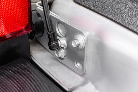 Tailgate Assist Ford F-150/F-250/F-350 2WD/4WD (2015-2026) Rough Country