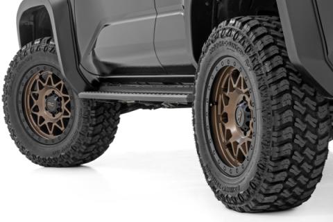 78 Series Wheel Simulated Beadlock Bronze/Black 17x8.5 5x5 +0mm Rough Country