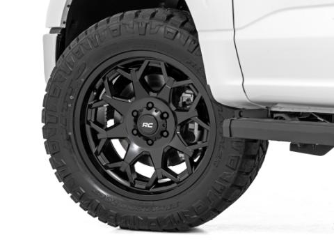 80 Series Wheel One-Piece Semi Gloss Black 20x9 8x180 0mm Rough Country