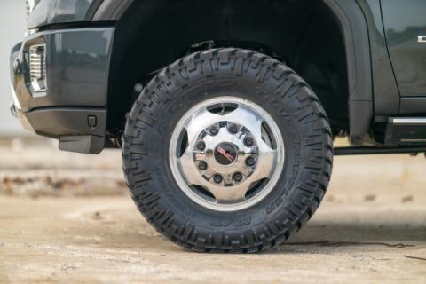 3 Inch Lift Kit UCAs M1 Sierra/Silverado 3500 HD (20-26) Rough Country