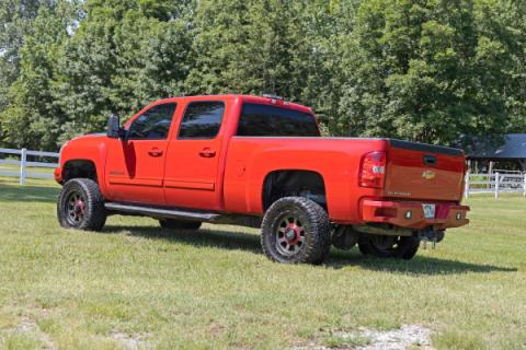 3.5 Inch Knuckle Lift Kit V2 Red Silverado/Sierra 2500HD/3500HD (11-19) Rough Country