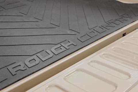 Bed Mat 5 Foot 7 Inch Bed with RC Logo 19-Up Ram 1500 2WD/4WD Rough Country