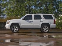 3.5 Inch Lift Kit N3 Struts Forged UCAs RED Chevy/GMC SUV 1500 (07-20) Rough Country
