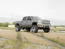 7.5 Inch Lift Kit M1 Struts/M1 Silverado/Sierra 1500 4WD (07-13) Rough Country