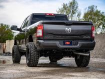2.5 Inch Ram Leveling Kit w/ V2 Shocks Leaf Spring For 14-Up 2500/3500 4WD Rough Country