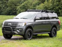 3 Inch Lift Kit UCA M1 Struts Ford Expedition 4WD (2018-2024) Rough Country