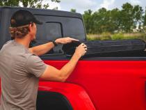 Hard Roll Up Bed Cover 5 Foot Bed Jeep Gladiator JT 4WD (2020-2025) Rough Country