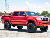 3.5 Inch Lift Kit Red UCA M1 Struts Toyota Tacoma 2WD/4WD (2005-2023) Rough Country