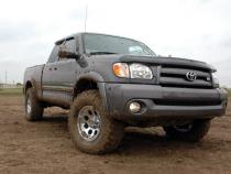 2.5 Inch Toyota Suspension Lift Kit 00-06 Tundra Rough Country