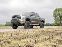 6 Inch Lift Kit N3 Struts Toyota Tundra 4WD (2007-2015) Rough Country