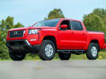 2.5 Inch Lift Kit M1 Struts/M1 Nissan Frontier 4WD (2005-2023) Rough Country