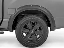 Pocket Fender Flares Crew QAK Glacier White W/O Emblem Nissan Titan (17-24) Rough Country